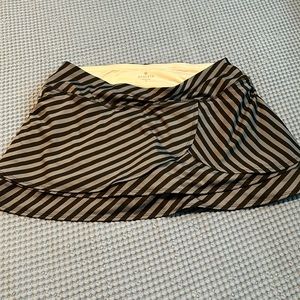 Athleta pacesetter striped skirt like new size large